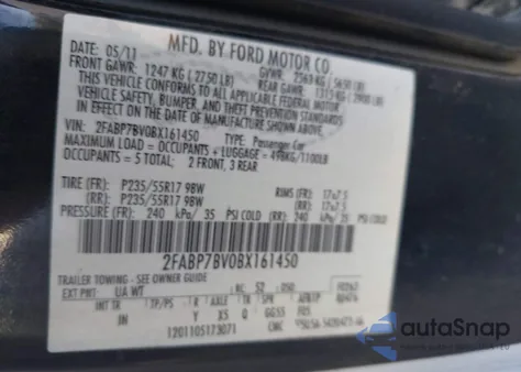 2011 Ford Crown Victoria Police Interceptor z USA, uszkodzony, nr VIN 2FABP7BV0BX161450